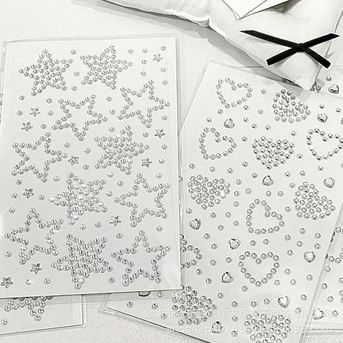 Nail Art - Autocollants Cœur Étoile Argentée en Strass,